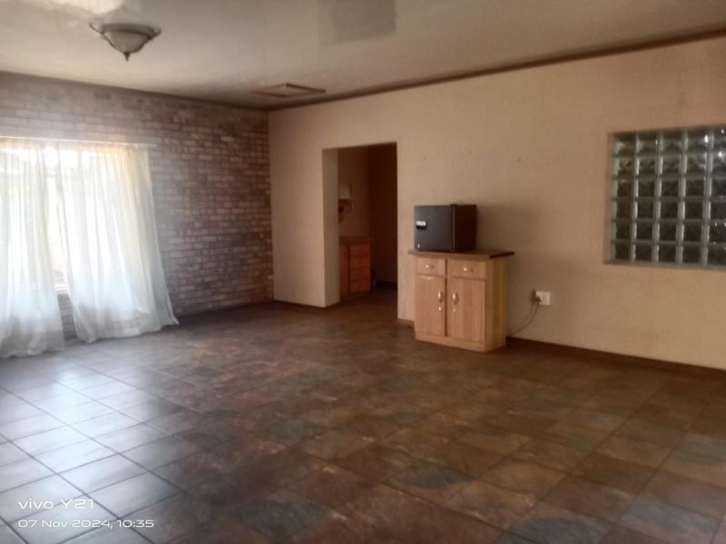 4 Bedroom Property for Sale in Kuruman Northern Cape